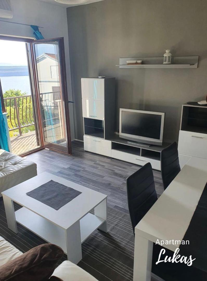 Apartmani Mazzarolli Jadranovo Δωμάτιο φωτογραφία